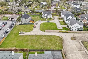 1202 Hilshire Villa Dr, Hilshire, TX 77055 - Photo 1