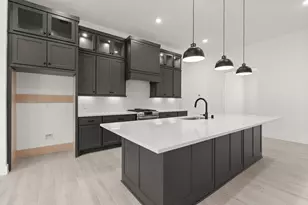 15719 Hoptree Hts Ln, Conroe, TX 77302 - Photo 3