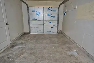 1806 North Ave N, Freeport, TX 77541 - Photo 25