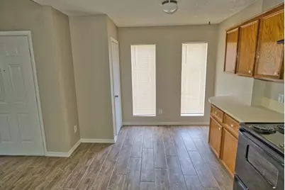 1806 N Avenue N, Freeport, TX 77541 - Photo 7