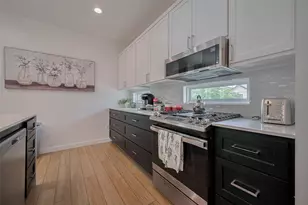 1902 Dan St, Houston, TX 77020 - Photo 11