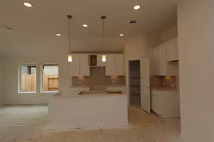21318 Villa Spruce Ln, Tomball, TX 77377 - Photo 5
