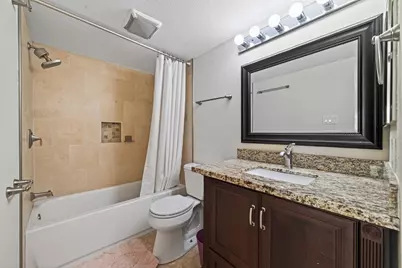 1805 Stoney Brook Dr Drive #103, Houston, TX 77063 - Photo 21