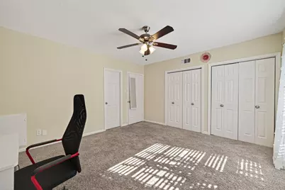 1805 Stoney Brook Dr Drive #103, Houston, TX 77063 - Photo 19