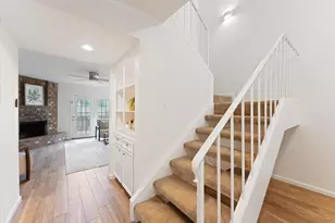 5005 Georgi Ln, Houston, TX 77092 - Photo 15