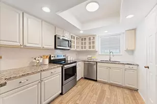 5005 Georgi Ln, Houston, TX 77092 - Photo 3