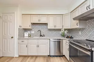 4812 Palmetto St, Bellaire, TX 77401 - Photo 1