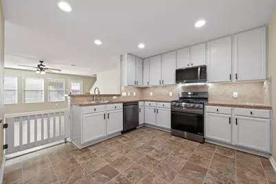 9940 Swallow Drive, Conroe, TX 77385 - Photo 9