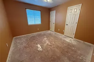 914 Chase Creek Cir, Bacliff, TX 77518 - Photo 17