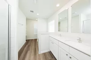2106 Creole Crk Ln, Houston, TX 77090 - Photo 17