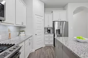 24402 Morningside Terrace Ct, Tomball, TX 77375 - Photo 15