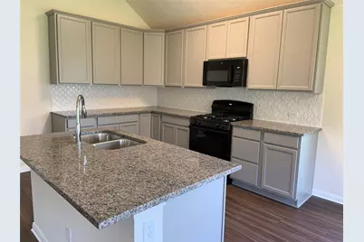 139 Bates Court, Huntsville, TX 77320 - Photo 9