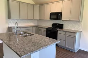 139 Bates Ct, Huntsville, TX 77320 - Photo 9