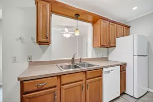 6315 Crab Orchard Rd, Houston, TX 77057 - Photo 9