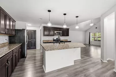 9702 Jacy Creek Drive, Tomball, TX 77375 - Photo 11