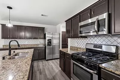 9702 Jacy Creek Drive, Tomball, TX 77375 - Photo 13