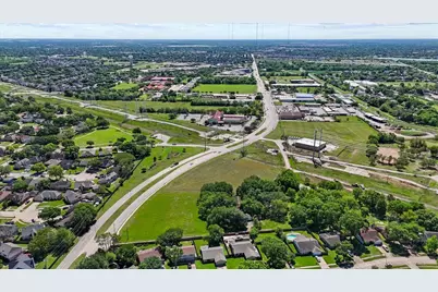 718 Staffordshire  Road Road, Stafford, TX 77477 - Photo 11