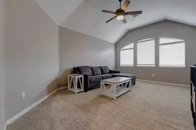 9711 Eagle Peak Court, Katy, TX 77494 - Photo 5