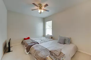 18715 Amesbury Manor Ln, Houston, TX 77094 - Photo 23