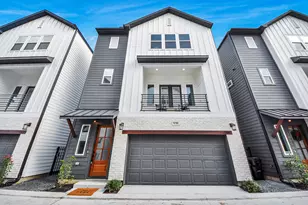929 Fisher St, Houston, TX 77018 - Photo 1
