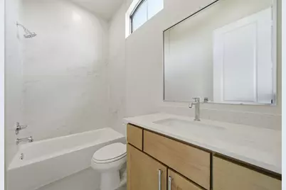 1709 Bologna Lane, Houston, TX 77055 - Photo 11