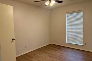 3600 Jeanetta St, Houston, TX 77063 - Photo 7