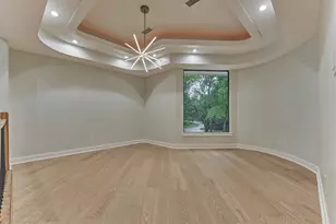 24 Autumn Crescent, The Woodlands, TX 77381 - Photo 9