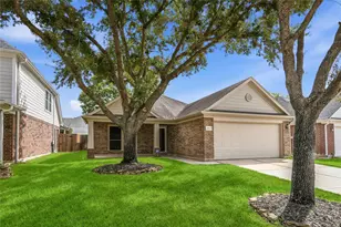 21922 Golden Cedar Dr, Cypress, TX 77433 - Photo 3