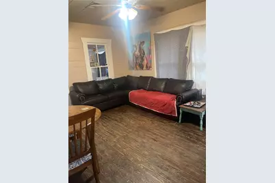 707 Avenue J, Huntsville, TX 77320 - Photo 3