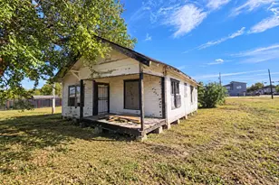 9802 Lanewell St, Houston, TX 77029 - Photo 1