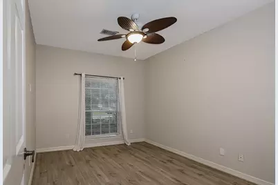 39 N Morning Cloud Circle, The Woodlands, TX 77381 - Photo 5