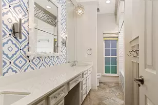 39 N Morning Cloud Cir, The Woodlands, TX 77381 - Photo 7
