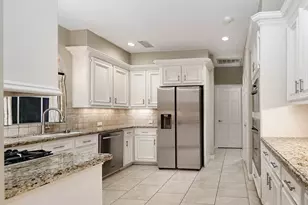 39 N Morning Cloud Cir, The Woodlands, TX 77381 - Photo 19