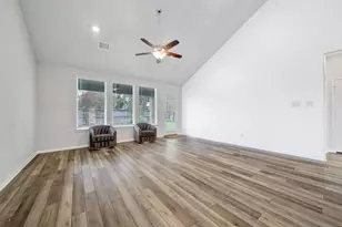 19234 Red Cascade Ct, Tomball, TX 77377 - Photo 17