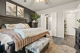 3214 Red Pebble Ln, Texas City, TX 77568 - Photo 11