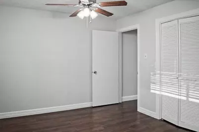 13776 Hollowgreen Drive #407, Houston, TX 77082 - Photo 17