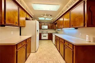 2735 Webster St, Liberty, TX 77575 - Photo 13