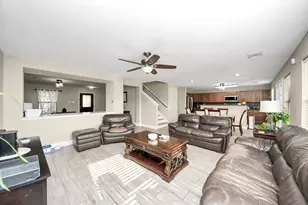 13915 Prosperity Ridge Dr, Houston, TX 77048 - Photo 11
