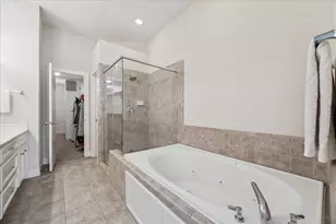 8710 Beverly Hill St, Houston, TX 77063 - Photo 15