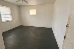 7515 Bradmar St, Houston, TX 77088 - Photo 9