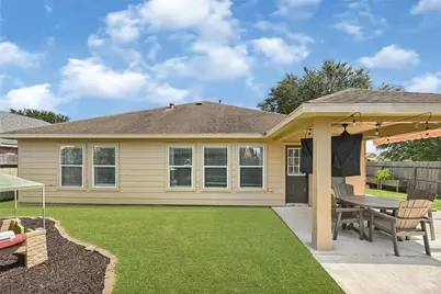 9135 Creekside Drive, Hitchcock, TX 77563 - Photo 23