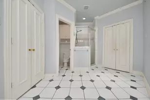 605 W Polk St, Houston, TX 77019 - Photo 29