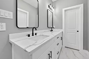 2022 Wavell St, Houston, TX 77088 - Photo 31