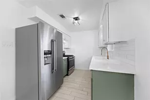 1411 PI Cir, Pasadena, TX 77504 - Photo 11