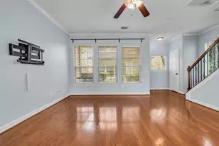 1821 Woodbend Village Ct, Houston, TX 77055 - Photo 7