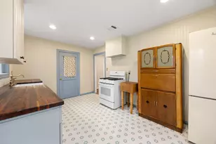 1067 W 43rd St, Houston, TX 77018 - Photo 11