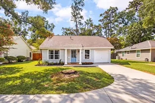 1067 W 43rd St, Houston, TX 77018 - Photo 1