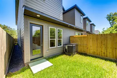 7120 Eastwood Street #A, Houston, TX 77021 - Photo 23