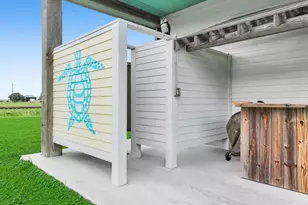 889 Mr G St, Crystal Beach, TX 77650 - Photo 13