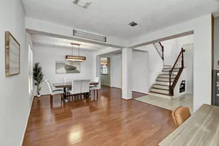 1809 Oakwood Dr E, Pearland, TX 77581 - Photo 3